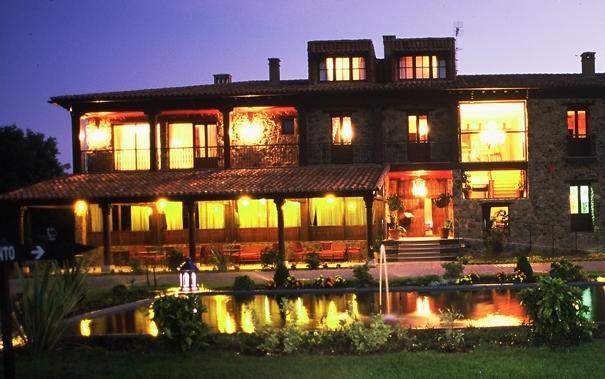 Hotel Rural Pena Del Alba Arroyomolinos de la Vera Екстер'єр фото