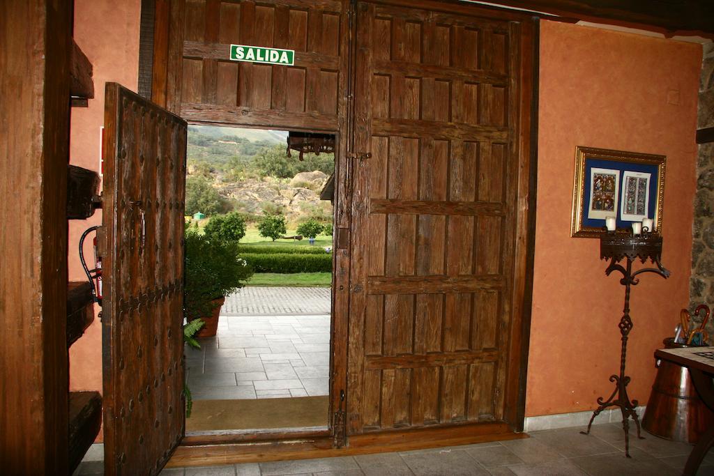 Hotel Rural Pena Del Alba Arroyomolinos de la Vera Екстер'єр фото